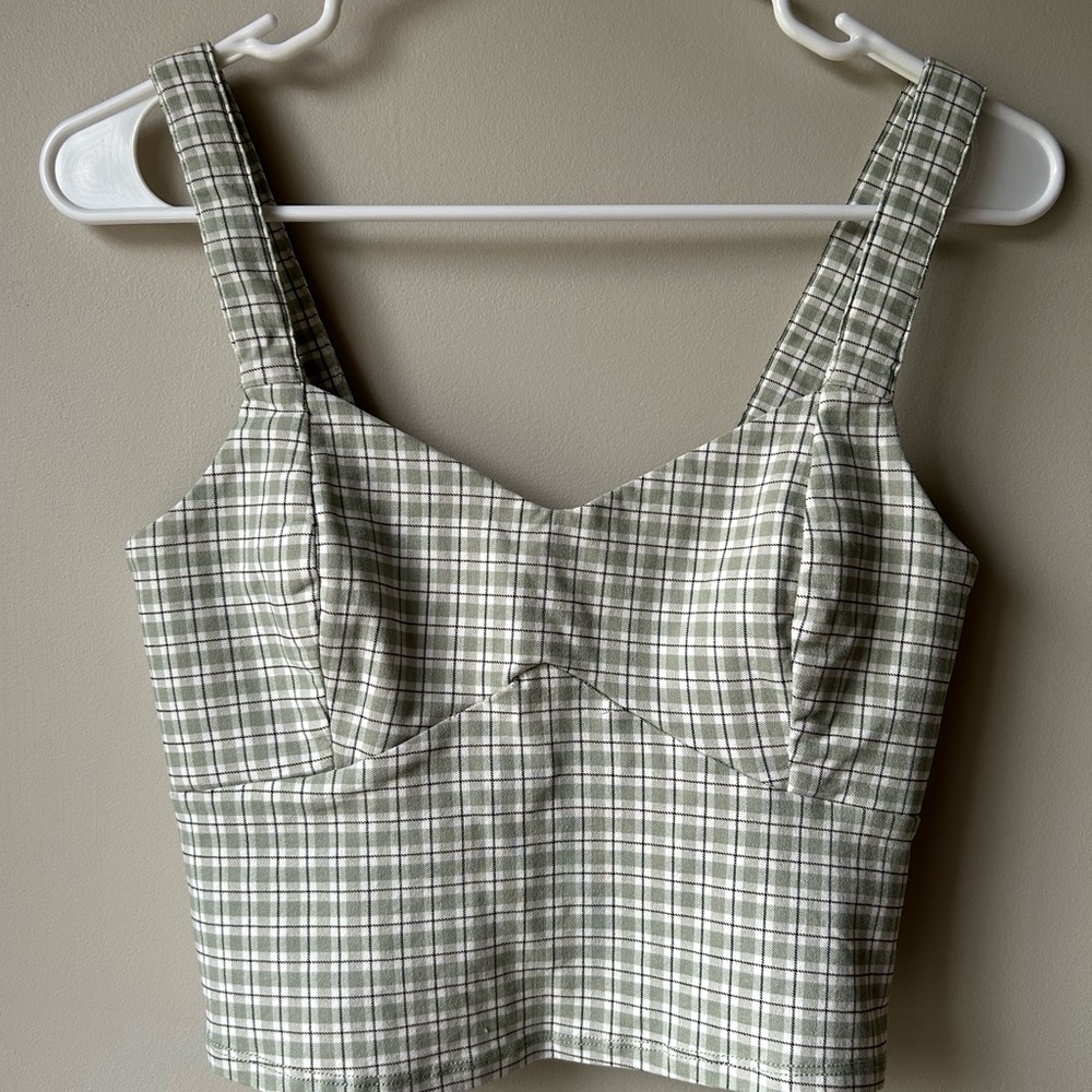 Hollister Crop Top